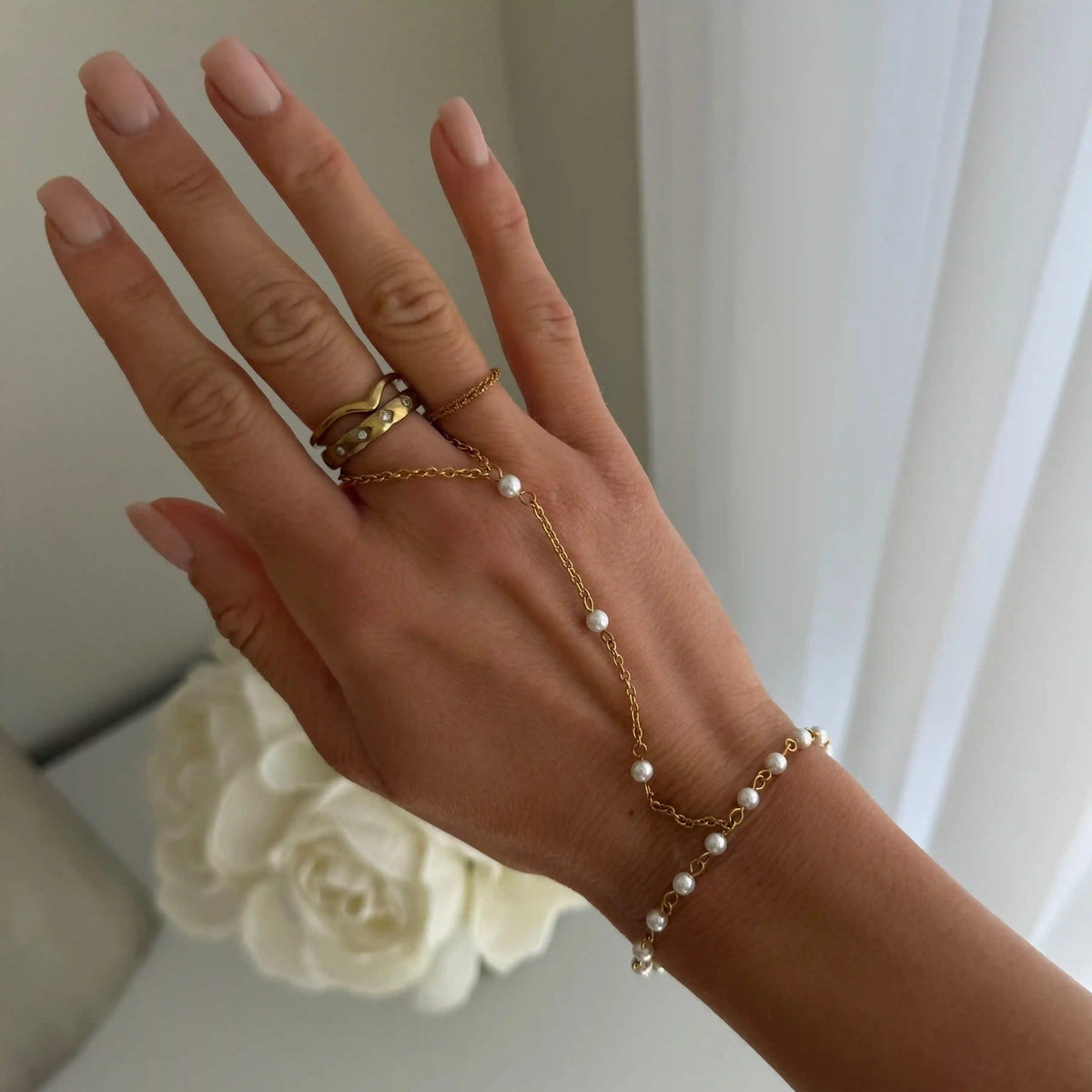 Daphne Hand Chain