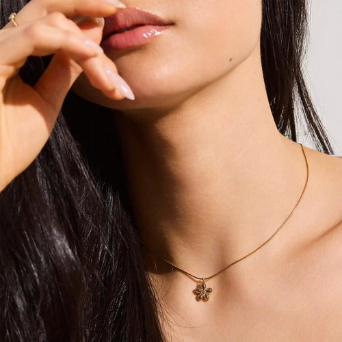 Petunia Necklace