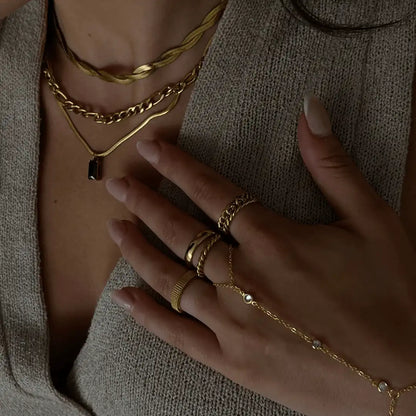 Viral Hand Chains: Anti Tarnish Waterproof