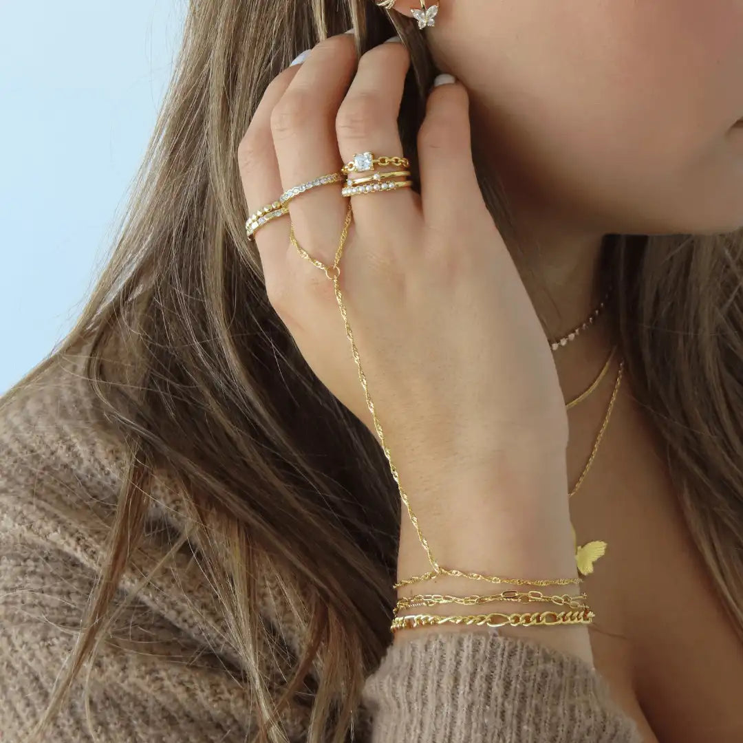 Viral Hand Chains: Anti Tarnish Waterproof