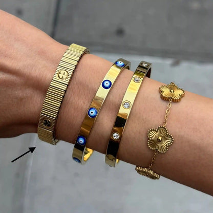 Linked Babe Icon Bangle