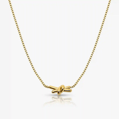 Knotty Babe Necklace