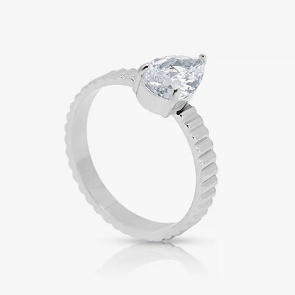 Heartline Ring